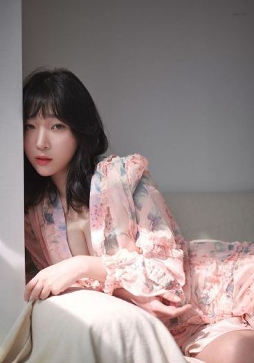 撞击成熟美妇老师后臀